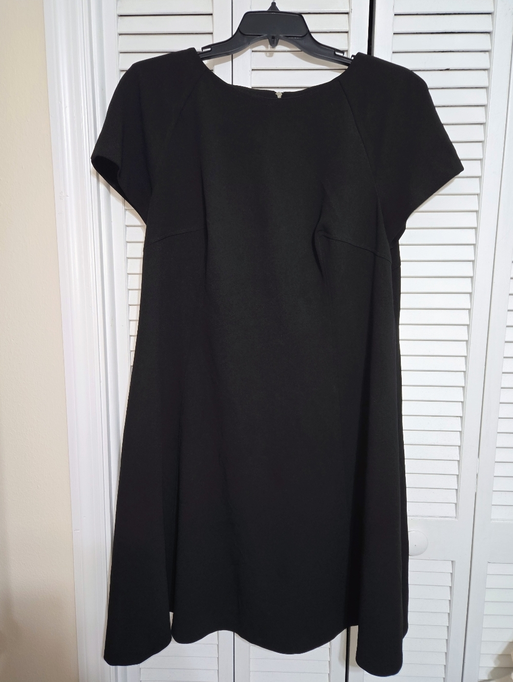Tommy Hilfiger Women's 16W Classic Black A-Line Dress
